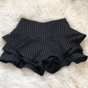 Rebllious Fashion striped frill skirt/skort